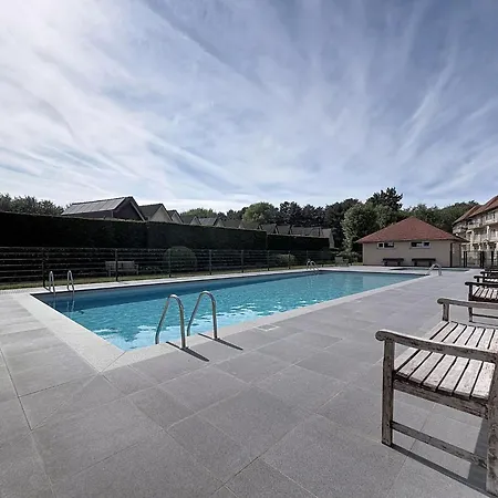 アパート Garden 23 - 204 With Shared Pool By Interhome